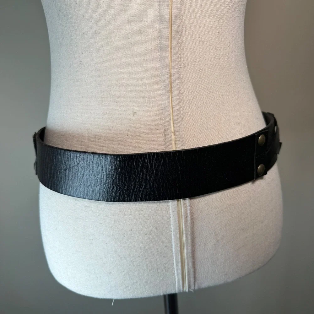 Linea Pelle Black Genuine Leather Stud Belt LPWD06508 Medium